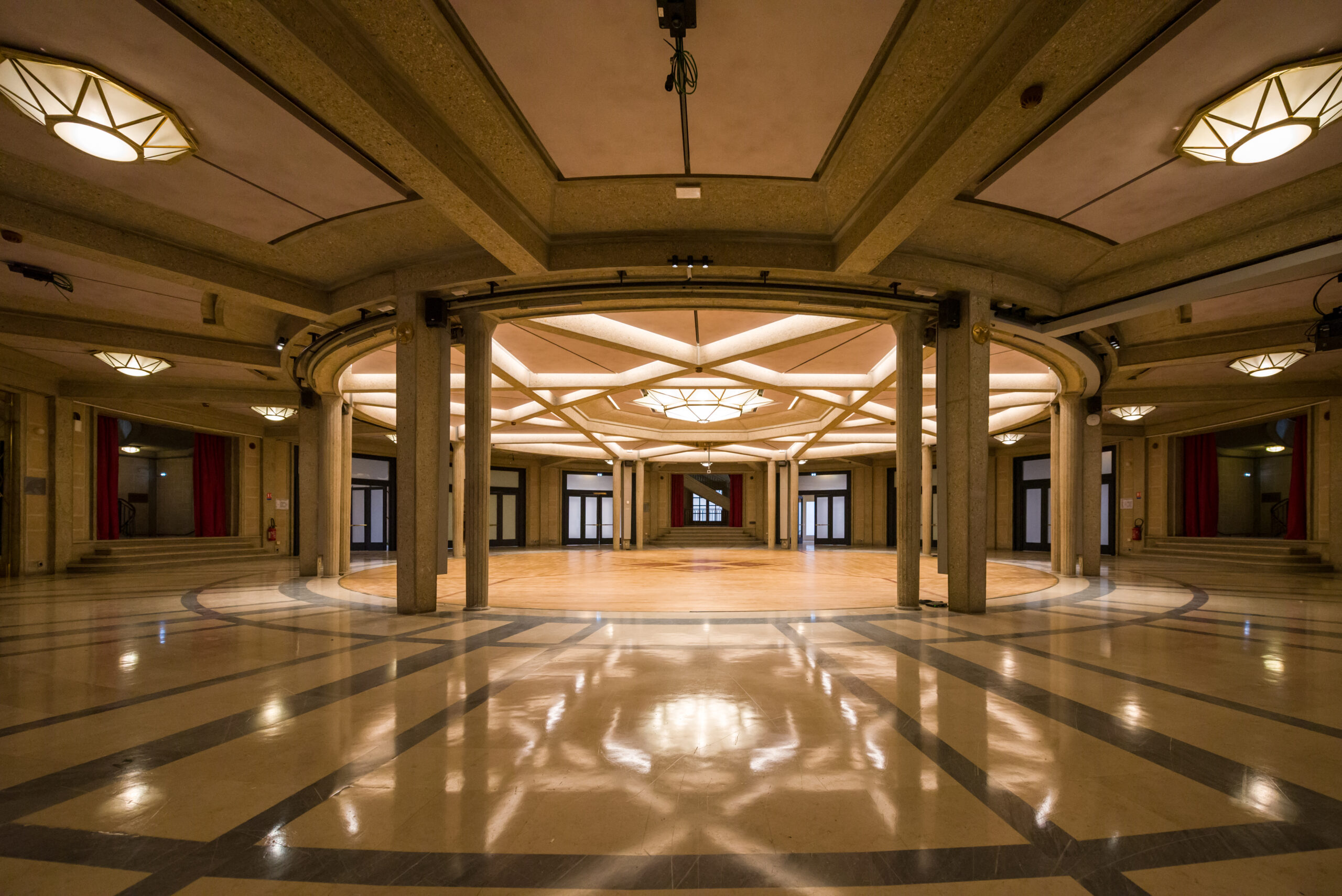 Palais des Congrès – Salle Mazarin (Niv 0)